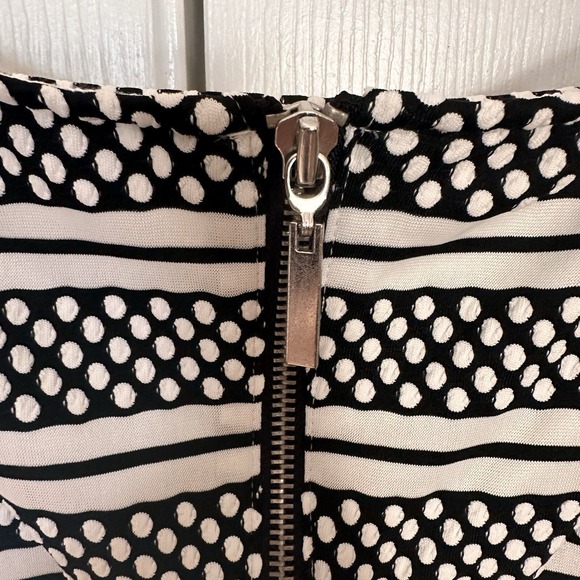 Bisou Bisou Michele Bohbot Dress Womens 14 Black White Never Worn Slimming - Picture 12 of 13